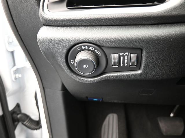 2025 Chrysler Pacifica PACIFICA SELECT