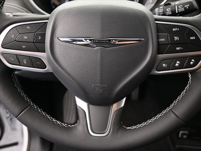 2025 Chrysler Pacifica PACIFICA SELECT