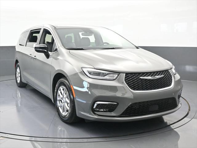 2025 Chrysler Pacifica PACIFICA SELECT