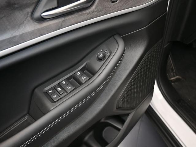 2025 Jeep Grand Cherokee GRAND CHEROKEE LIMITED 4X2 2025 Jeep Grand Cherokee GRAND CHEROKEE LIMITED 4X2