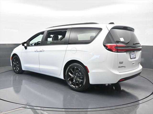 2026 Chrysler Pacifica PACIFICA LIMITED 2026 Chrysler Pacifica PACIFICA LIMITED