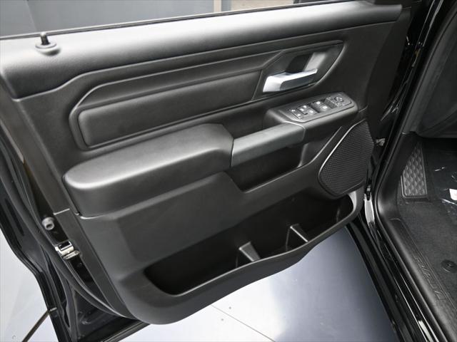 2026 RAM Ram 1500 RAM 1500 TRADESMAN CREW CAB 4X4 57 BOX