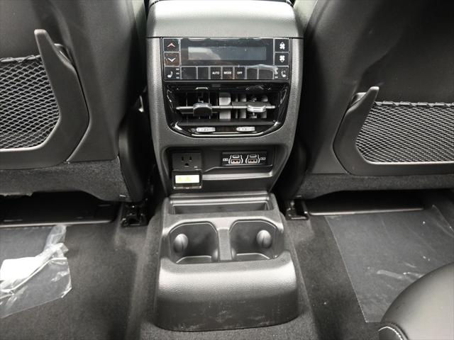 2025 Jeep Grand Cherokee GRAND CHEROKEE L LIMITED 4X2