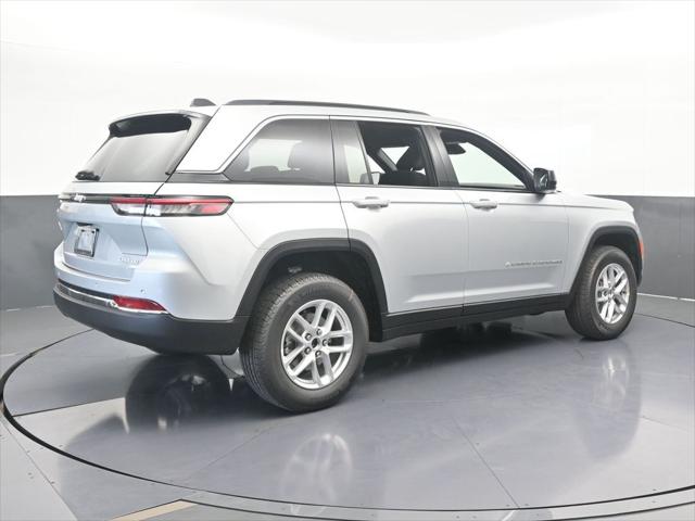2025 Jeep Grand Cherokee GRAND CHEROKEE LAREDO X 4X2