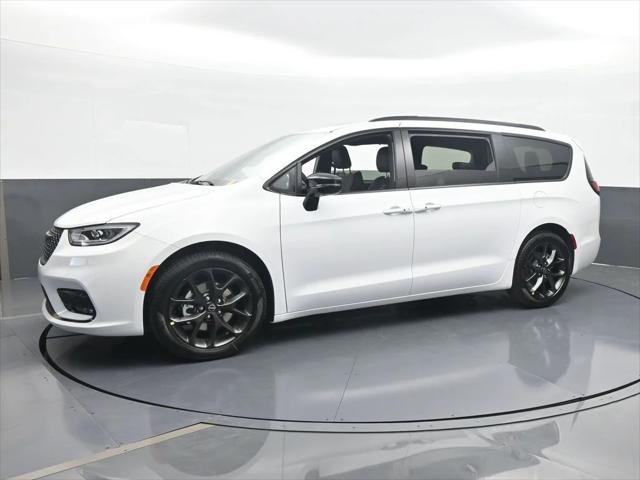 2026 Chrysler Pacifica PACIFICA LIMITED 2026 Chrysler Pacifica PACIFICA LIMITED
