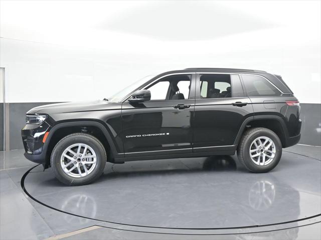2025 Jeep Grand Cherokee GRAND CHEROKEE LAREDO X 4X2