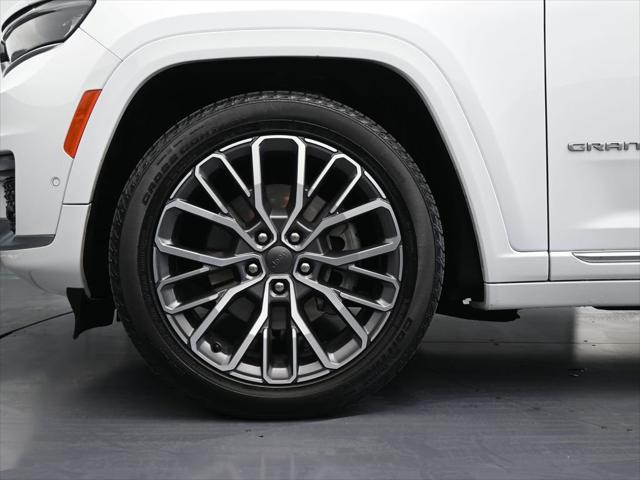 2025 Jeep Grand Cherokee GRAND CHEROKEE L SUMMIT RESERVE 4X4