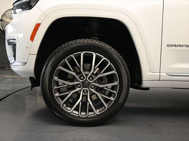 2025 Jeep Grand Cherokee GRAND CHEROKEE L SUMMIT RESERVE 4X4
