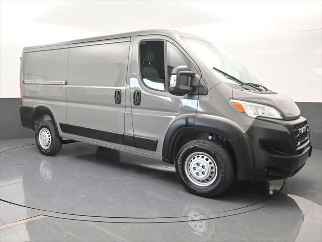 2025 RAM Ram ProMaster RAM PROMASTER 1500 TRADESMAN CARGO VAN LOW ROOF 136 WB