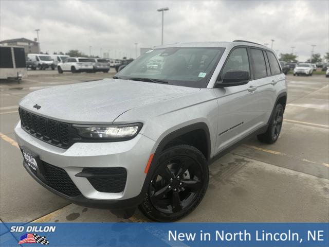 2025 Jeep Grand Cherokee GRAND CHEROKEE ALTITUDE 4X4 2025 Jeep Grand Cherokee GRAND CHEROKEE ALTITUDE 4X4