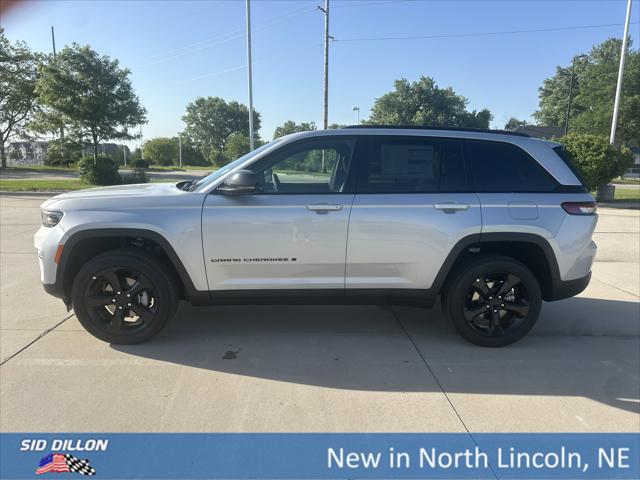 2025 Jeep Grand Cherokee GRAND CHEROKEE ALTITUDE X 4X4