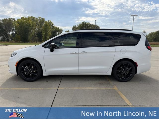 2026 Chrysler Pacifica PACIFICA LIMITED 2026 Chrysler Pacifica PACIFICA LIMITED