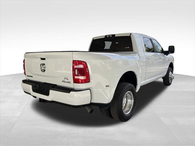 2024 RAM Ram 3500 RAM 3500 LARAMIE MEGA CAB 4X4 64 BOX 2024 RAM Ram 3500 RAM 3500 LARAMIE MEGA CAB 4X4 64 BOX