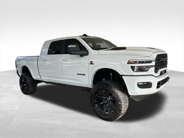 2025 RAM Ram 2500 RAM 2500 LIMITED MEGA CAB 4X4 64 BOX