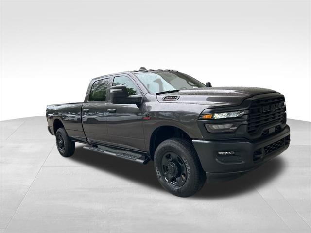 2025 RAM Ram 3500 RAM 3500 TRADESMAN CREW CAB 4X4 8 BOX 2025 RAM Ram 3500 RAM 3500 TRADESMAN CREW CAB 4X4 8 BOX