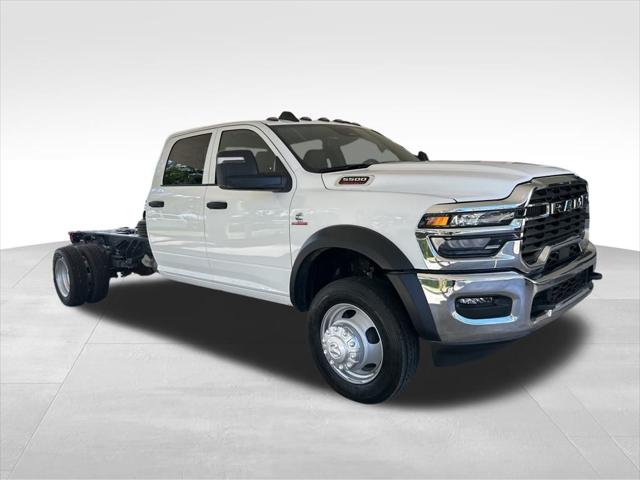 2026 RAM Ram 5500 Chassis Cab RAM 5500 TRADESMAN CHASSIS CREW CAB 4X4 84 CA 2026 RAM Ram 5500 Chassis Cab RAM 5500 TRADESMAN CHASSIS CREW CAB 4X4 84 CA