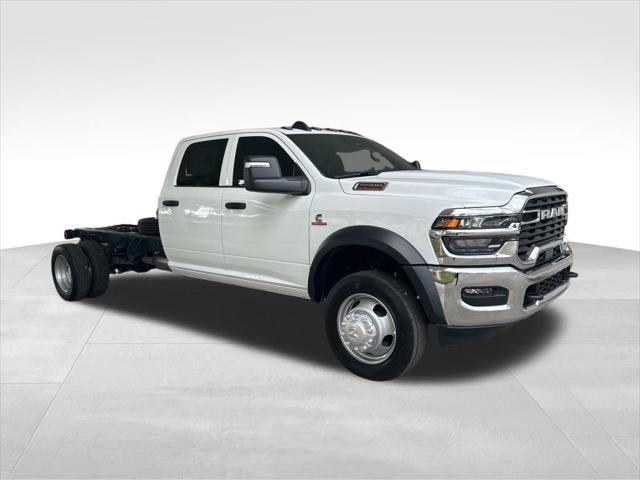 2026 RAM Ram 5500 Chassis Cab RAM 5500 TRADESMAN CHASSIS CREW CAB 4X4 84 CA 2026 RAM Ram 5500 Chassis Cab RAM 5500 TRADESMAN CHASSIS CREW CAB 4X4 84 CA