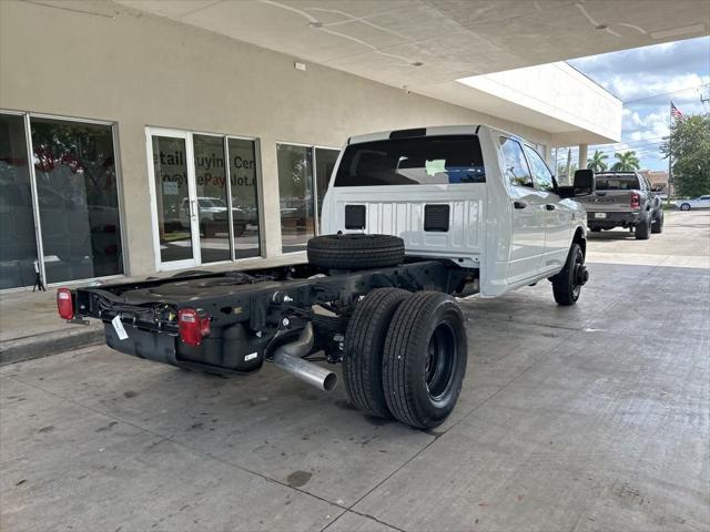 2026 RAM Ram 3500 Chassis Cab RAM 3500 TRADESMAN CREW CAB CHASSIS 4X4 60 CA