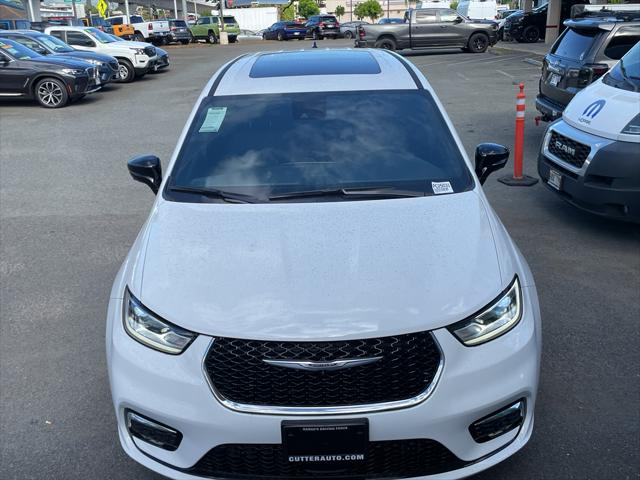 2025 Chrysler Pacifica PACIFICA SELECT