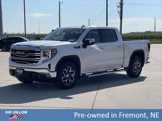 2022 GMC Sierra 1500 4WD Crew Cab Short Box SLT