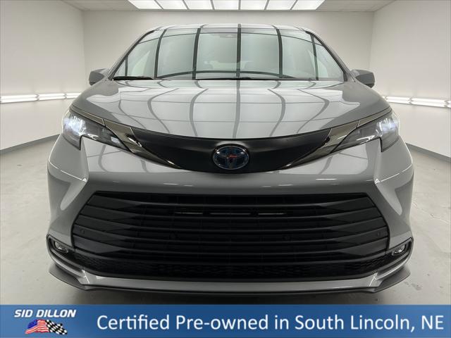 2022 Toyota Sienna XLE Woodland Edition