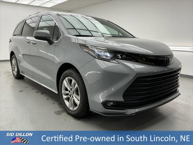 2022 Toyota Sienna XLE Woodland Edition