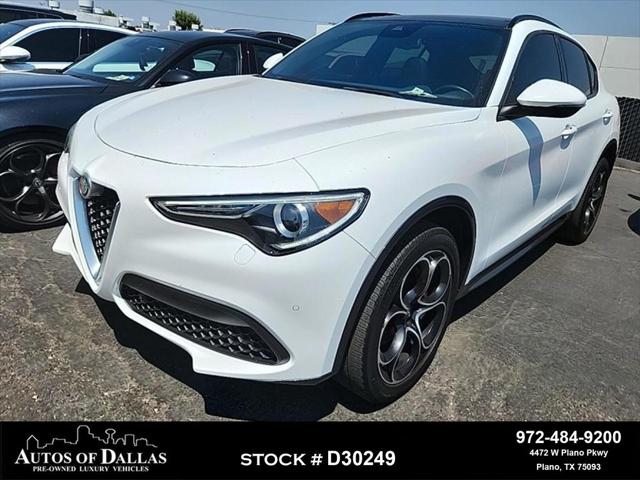 2022 Alfa Romeo Stelvio Ti AWD 2022 Alfa Romeo Stelvio Ti AWD