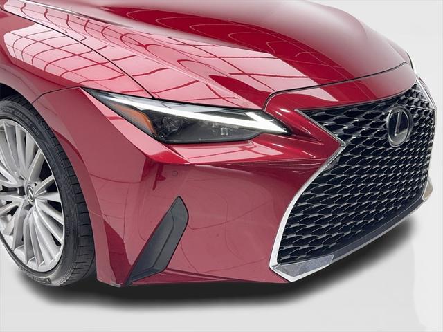 2023 Lexus IS 300 300 CAM,SUNROOF,CLMT STS,BLIND SPOT,18 WLS