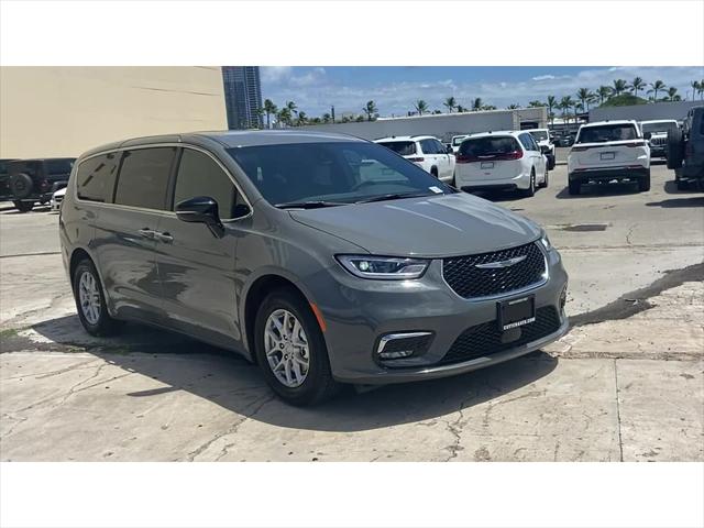 2025 Chrysler Pacifica PACIFICA SELECT