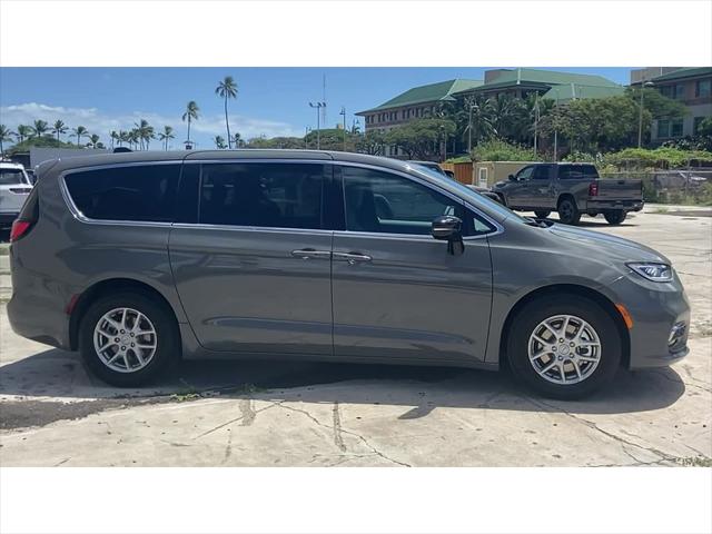 2025 Chrysler Pacifica PACIFICA SELECT