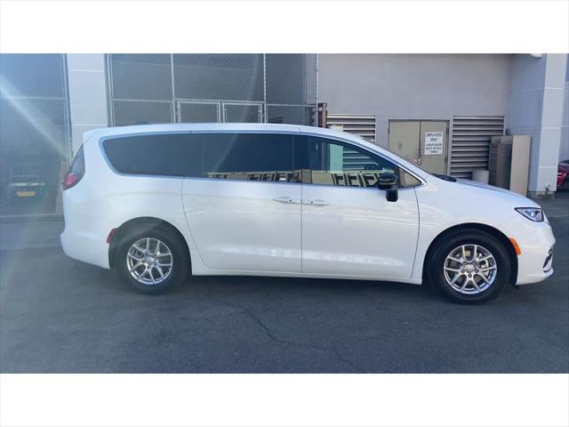 2025 Chrysler Pacifica PACIFICA SELECT 2025 Chrysler Pacifica PACIFICA SELECT