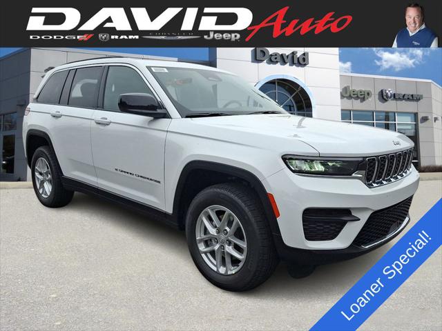 2025 Jeep Grand Cherokee GRAND CHEROKEE LAREDO X 4X4