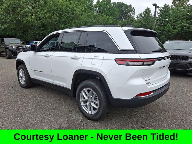 2025 Jeep Grand Cherokee GRAND CHEROKEE LAREDO X 4X4 2025 Jeep Grand Cherokee GRAND CHEROKEE LAREDO X 4X4