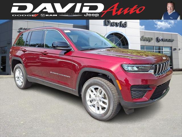 2025 Jeep Grand Cherokee GRAND CHEROKEE LAREDO X 4X4