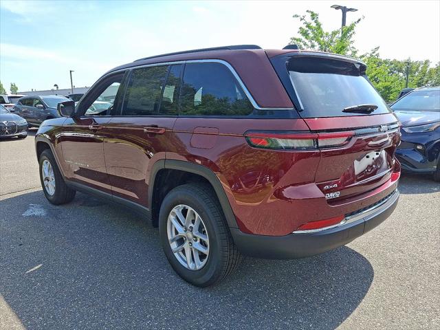 2025 Jeep Grand Cherokee GRAND CHEROKEE LAREDO X 4X4