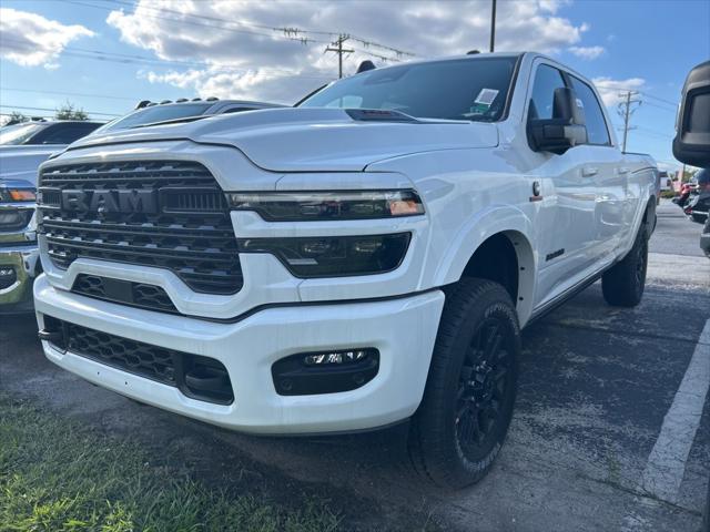 2025 RAM Ram 3500 RAM 3500 LIMITED CREW CAB 4X4 64 BOX 2025 RAM Ram 3500 RAM 3500 LIMITED CREW CAB 4X4 64 BOX