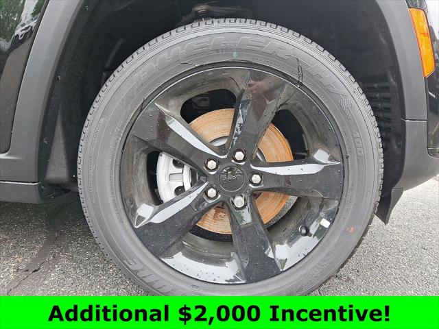 2025 Jeep Grand Cherokee GRAND CHEROKEE L ALTITUDE X 4X4