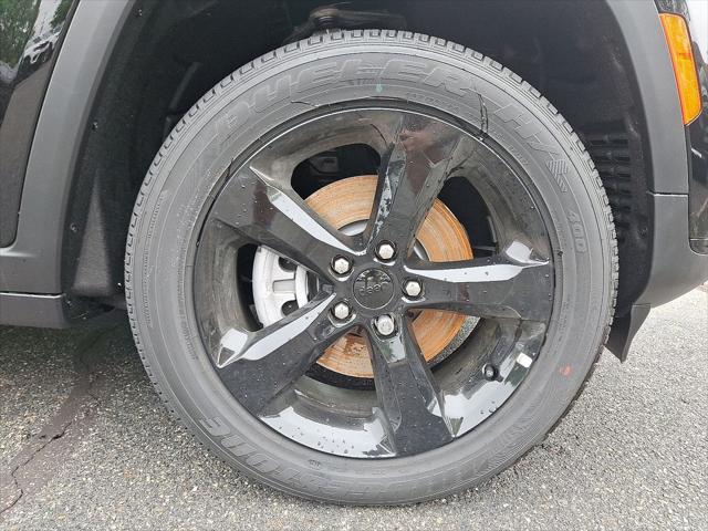 2025 Jeep Grand Cherokee GRAND CHEROKEE L ALTITUDE X 4X4 2025 Jeep Grand Cherokee GRAND CHEROKEE L ALTITUDE X 4X4