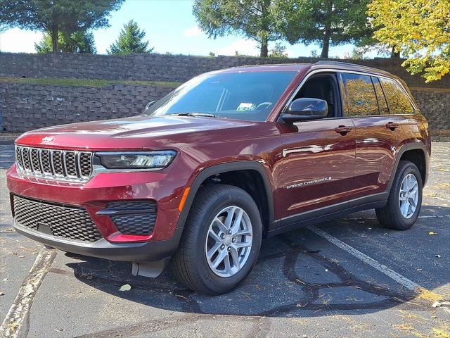 2025 Jeep Grand Cherokee GRAND CHEROKEE LAREDO X 4X4 2025 Jeep Grand Cherokee GRAND CHEROKEE LAREDO X 4X4