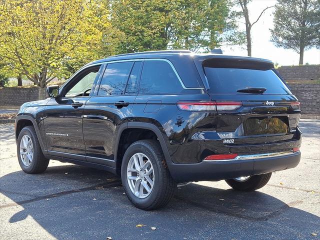 2025 Jeep Grand Cherokee GRAND CHEROKEE LAREDO X 4X4 2025 Jeep Grand Cherokee GRAND CHEROKEE LAREDO X 4X4