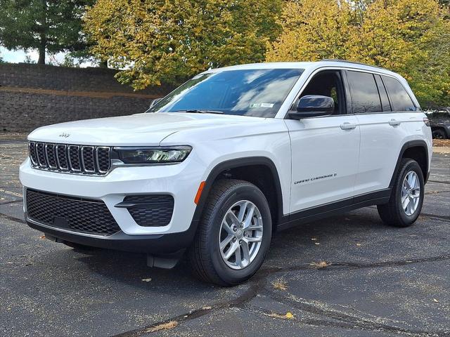 2025 Jeep Grand Cherokee GRAND CHEROKEE LAREDO X 4X4 2025 Jeep Grand Cherokee GRAND CHEROKEE LAREDO X 4X4