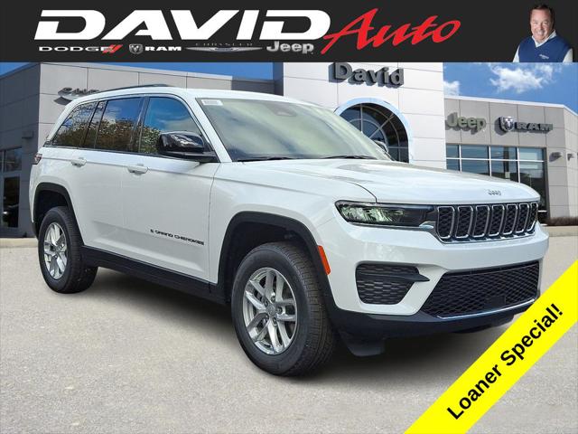2025 Jeep Grand Cherokee GRAND CHEROKEE LAREDO X 4X4