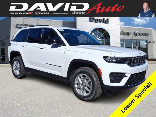 2025 Jeep Grand Cherokee GRAND CHEROKEE LAREDO X 4X4