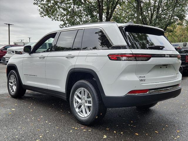 2025 Jeep Grand Cherokee GRAND CHEROKEE LAREDO X 4X4 2025 Jeep Grand Cherokee GRAND CHEROKEE LAREDO X 4X4