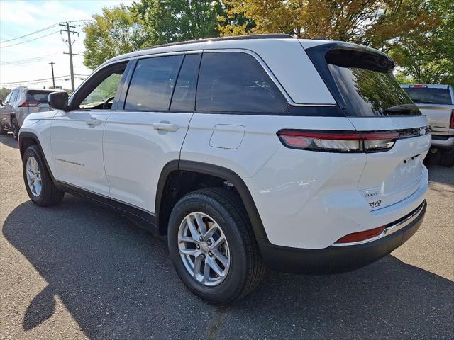 2025 Jeep Grand Cherokee GRAND CHEROKEE LAREDO X 4X4 2025 Jeep Grand Cherokee GRAND CHEROKEE LAREDO X 4X4