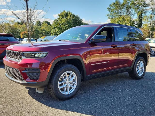 2025 Jeep Grand Cherokee GRAND CHEROKEE LAREDO X 4X4 2025 Jeep Grand Cherokee GRAND CHEROKEE LAREDO X 4X4