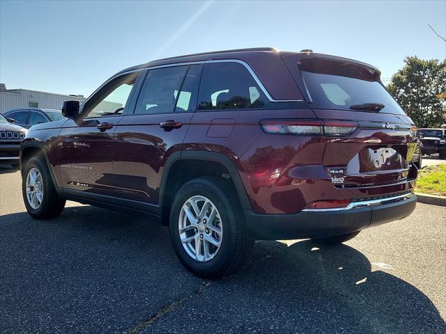 2025 Jeep Grand Cherokee GRAND CHEROKEE LAREDO X 4X4 2025 Jeep Grand Cherokee GRAND CHEROKEE LAREDO X 4X4