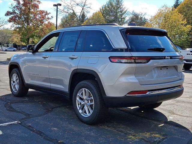 2025 Jeep Grand Cherokee GRAND CHEROKEE LAREDO X 4X4 2025 Jeep Grand Cherokee GRAND CHEROKEE LAREDO X 4X4