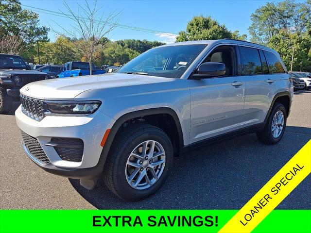 2025 Jeep Grand Cherokee GRAND CHEROKEE LAREDO X 4X4