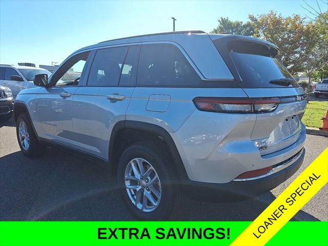 2025 Jeep Grand Cherokee GRAND CHEROKEE LAREDO X 4X4